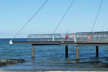 Sonneiger Tag auf der Seebücke Hohwacht © Kirsten Willert